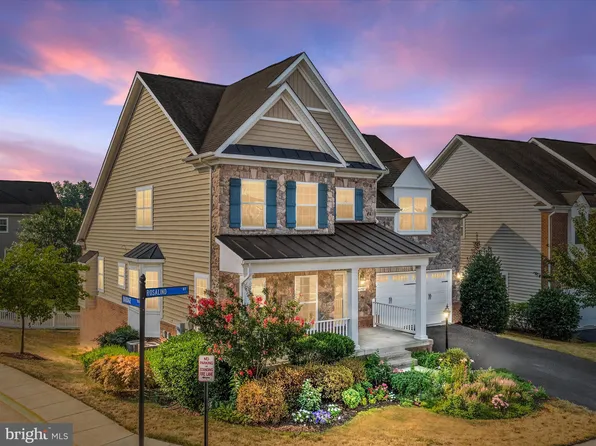 42567 Rosalind St, Ashburn, VA 20148