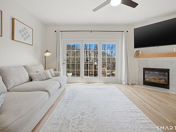 3rd image of 570 Danbury Road #16