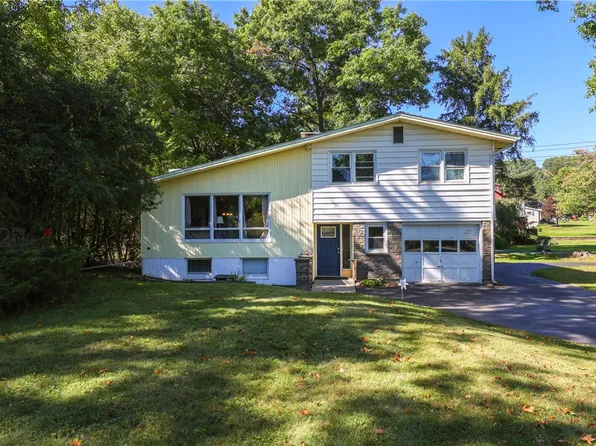 355 Underwood Ave, Elmira, NY 14905