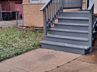 9140 S Marquette Ave, Chicago, IL 60617