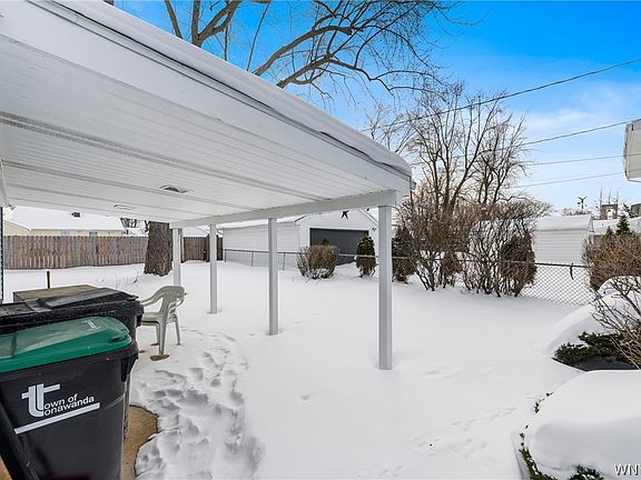 5th image of 1257 Brighton Rd