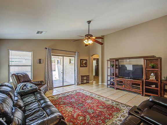 5th image of 22333 E CALLE DE FLORES Street