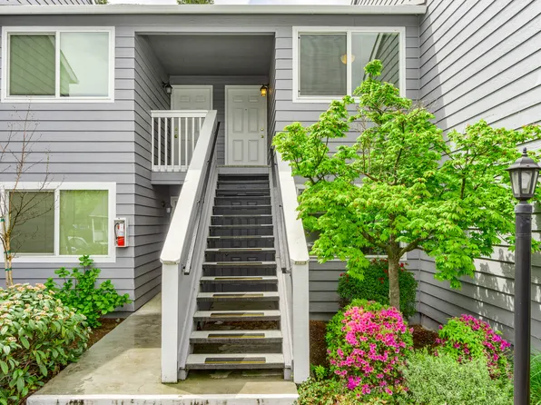 101 W Bolz Rd, Phoenix, OR 97535