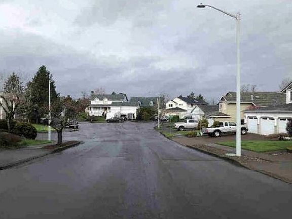 Exterior Neighborhood (street photo)