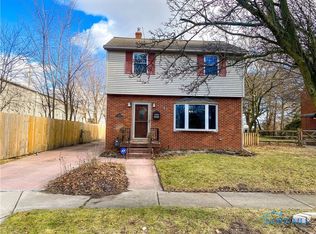 3026 Cheltenham Rd, Toledo, OH 43606