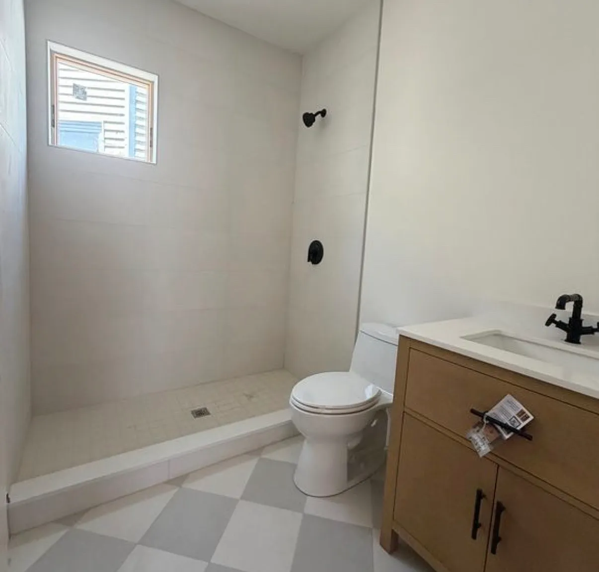 4 bed, 1200 sqft, $5,000 — Photo 4