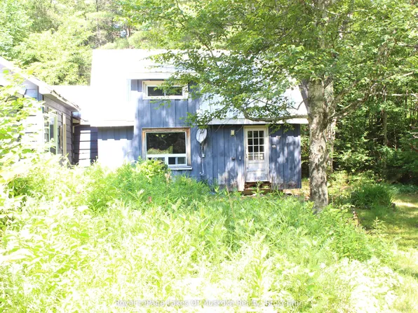 2007 Brunel Rd, Huntsville, ON P1H 2J3
