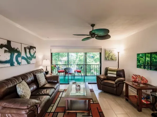 600 Neapolitan Way, Naples, FL
