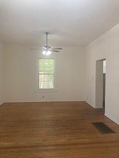 2nd image of 2811 Salado St #A