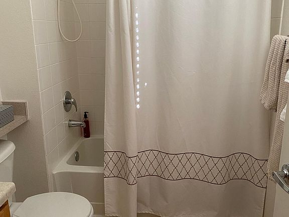 ensuite bath