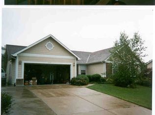 1229 Overlook Dr, Saint Charles, MO