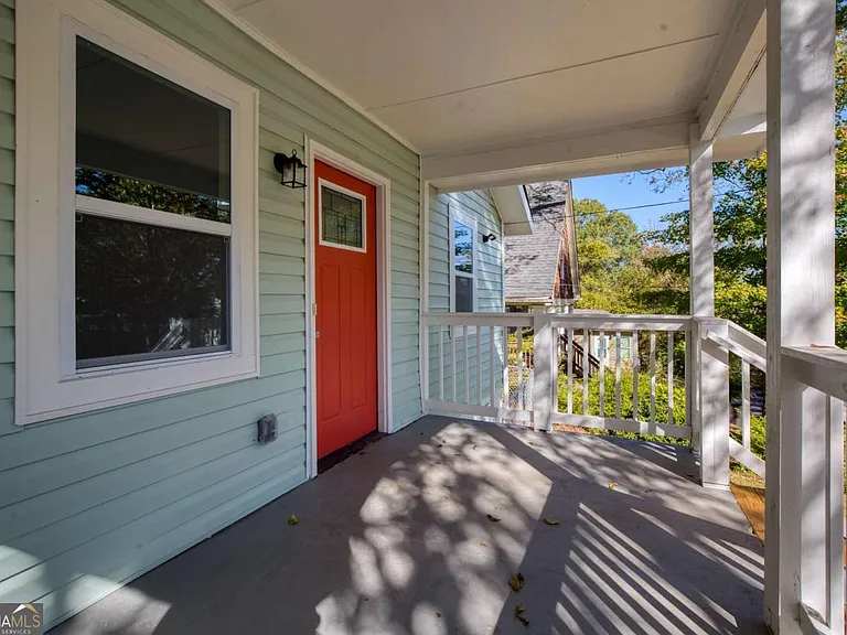 1015 Sims St SW — Photo 9