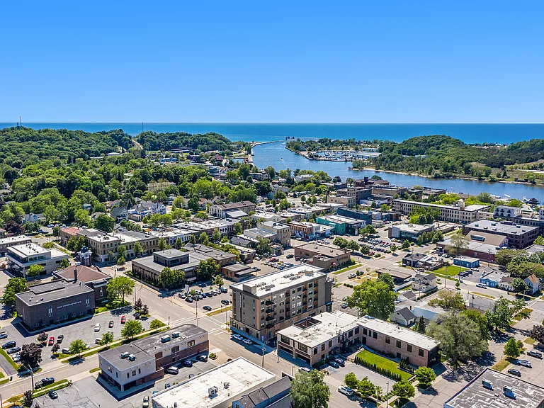 The Tribune Lofts - Downtown Grand Haven & Lake Michigan