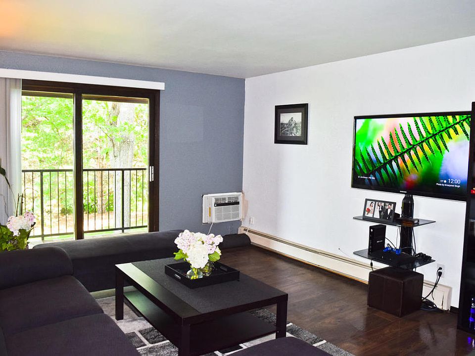 1st image of 8545 W Waterford Ave APT 2