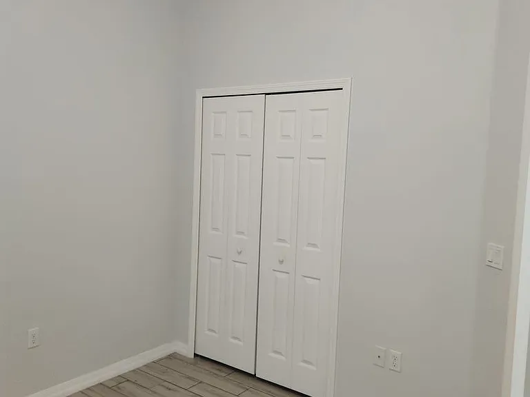 1108 Constantine St — Photo 19