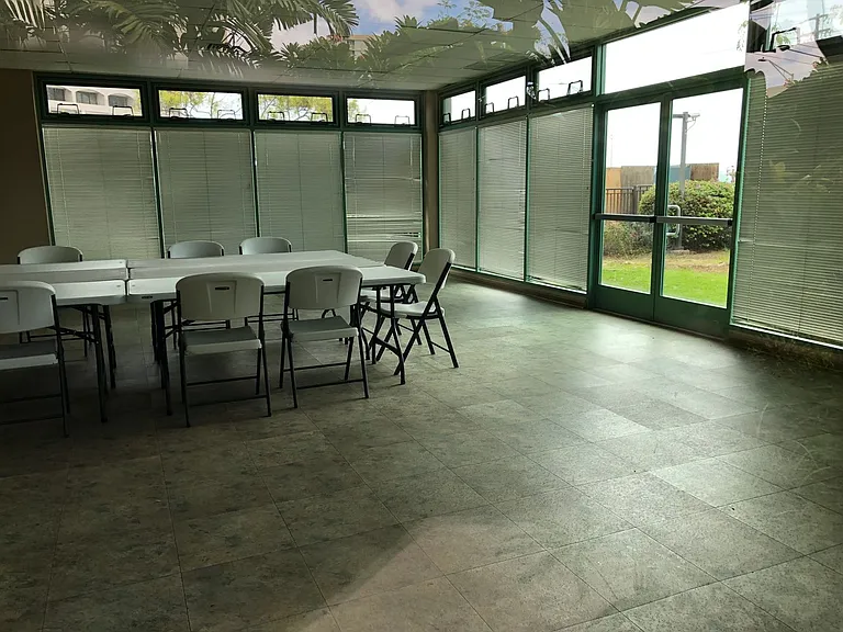 215 N King St #1706 — Photo 33