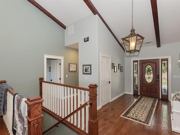 4th image of 28741 Sycamore Dr