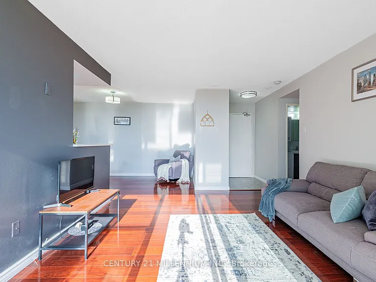 3077 Weston Rd #807 — Photo 10