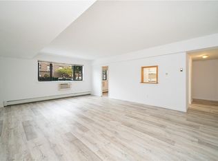 2261 Palmer Ave APT 1E, New Rochelle, NY 10801