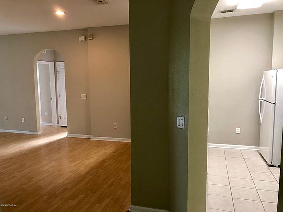 5th image of 7801 Point Meadows Dr Unit 5408