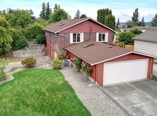 514 3rd St, Steilacoom, WA 98388