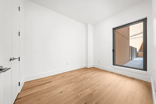 Rented by Nooklyn NYC LLC | media 6