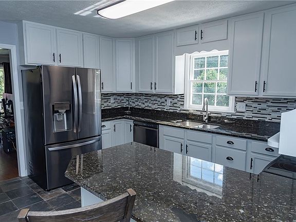 5th image of 2451 Zachary Woods Dr NW