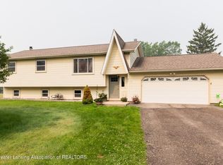 900 Lucy Rd, Howell, MI 48843
