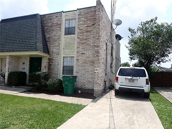 3rd image of 3728-37 Diane Pl