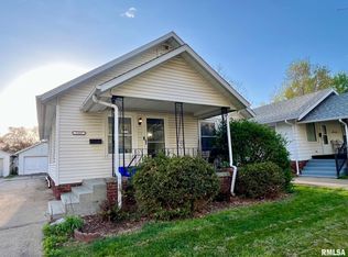 2325 S 9th St, Springfield, IL 62703