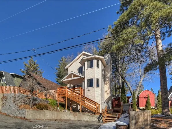 2431 Sky Dr, Arrowbear Lake, CA 92382