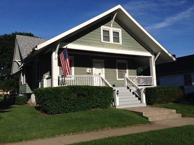 2nd image of 218 N Broadway St