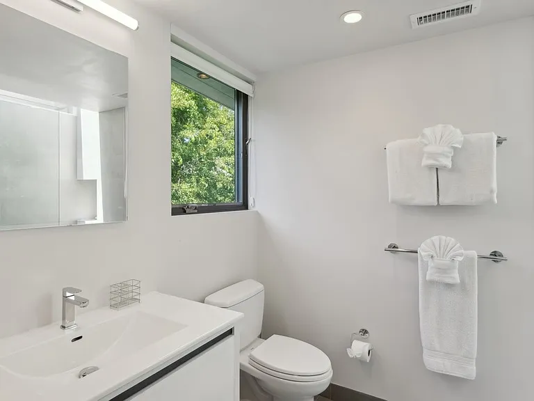 46 Cleveland Dr — Photo 23