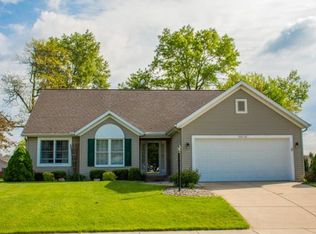 55770 Rooster Ln, Osceola, IN 46561