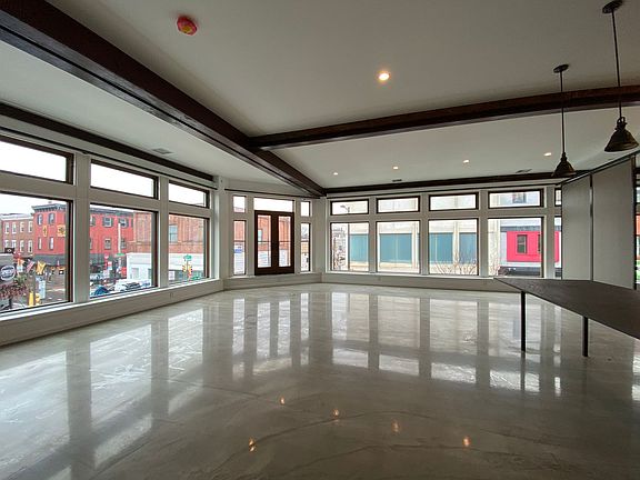 4th image of 501 South St #2