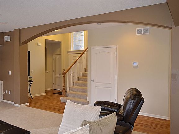 2nd image of 3115 NE 91st Ter