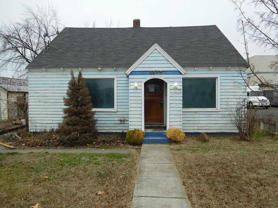 1st image of 1015 S College Ave