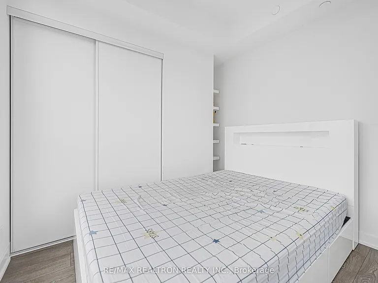 108 Peter St #4302 — Photo 31