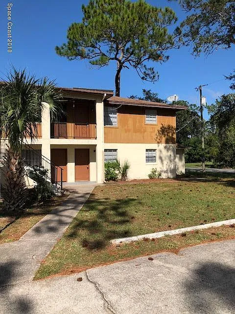 304 Delespine Ave #1