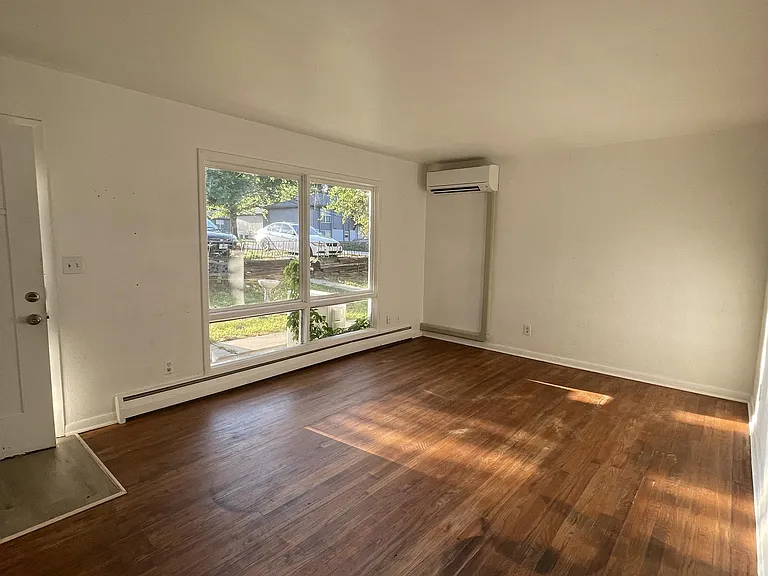 5913 NW Bell Rd #1 — Photo 4