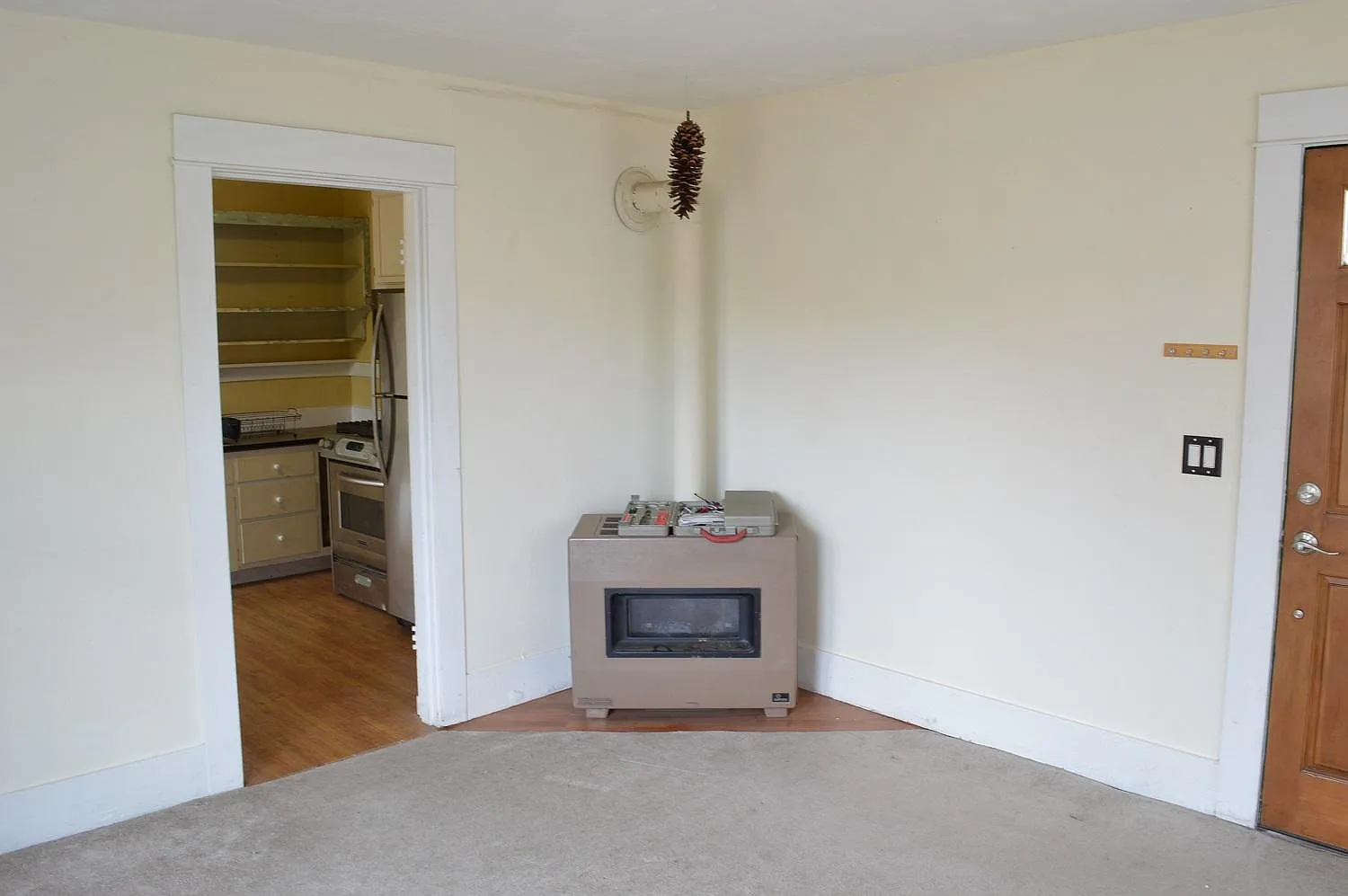 1 bed, 650 sqft, $1,595 — Photo 3