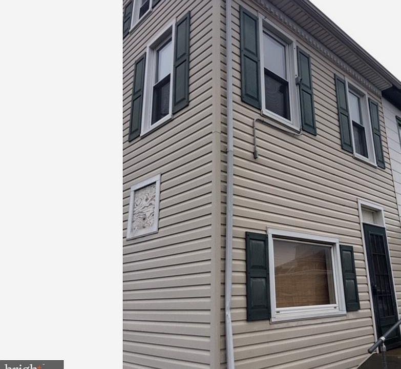 1st image of 16 N Franklin St