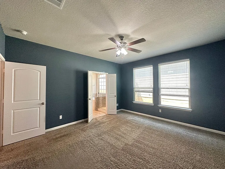 3424 Addison St — Photo 22