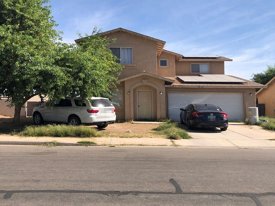 2nd image of 602 W 12th Pl