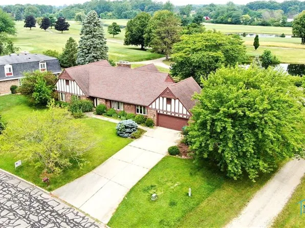 2834 Byrnwyck, Maumee, OH 43537