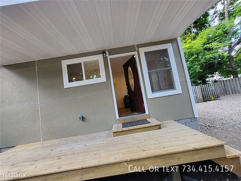 1111 White St #1 — Photo 6