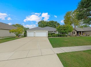 604 Bethany Dr, Shorewood, IL 60404