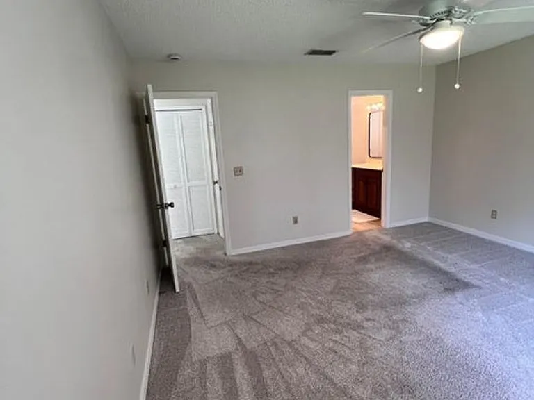 4112 Hanging Moss Ct — Photo 14