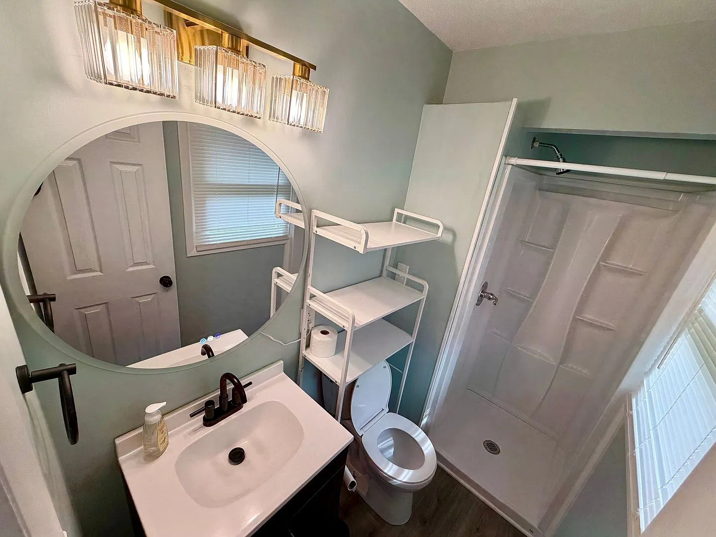 3 Bedroom Home Available For Rent - Central, SC — Photo 4