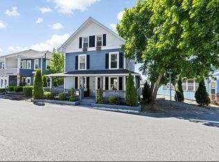 49 Bay St, Hull, MA 02045